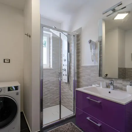 House Cetiri Hrasta * Pićan