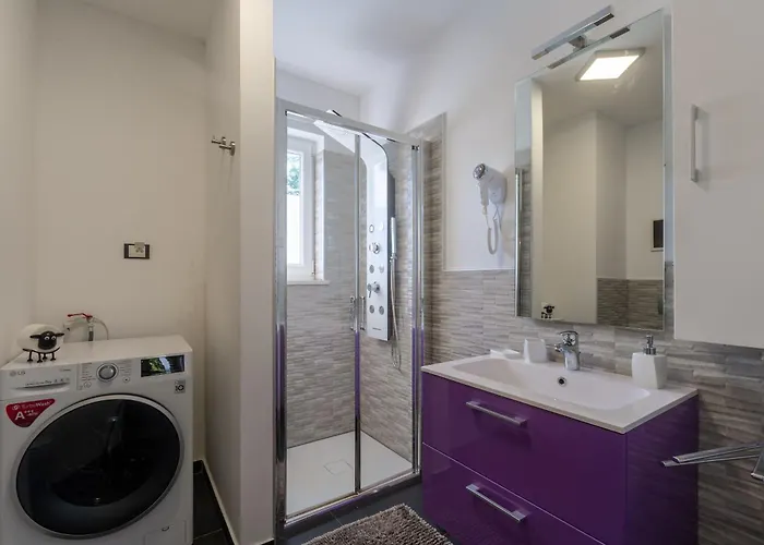 House Cetiri Hrasta * Pićan
