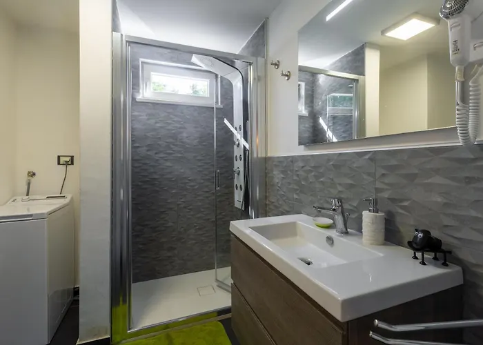 House Cetiri Hrasta Pićan