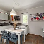 House Cetiri Hrasta *