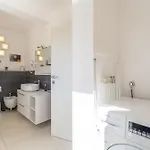 House Cetiri Hrasta